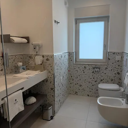 Couette-café Sunbeach 44 - Luxury 4*