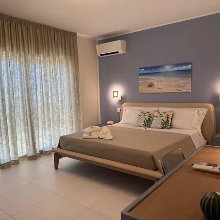 Sunbeach 44 - Luxury B&B 멜리토디포르토살보