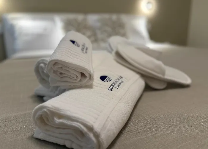 Sunbeach 44 - Luxury 住宿加早餐酒店